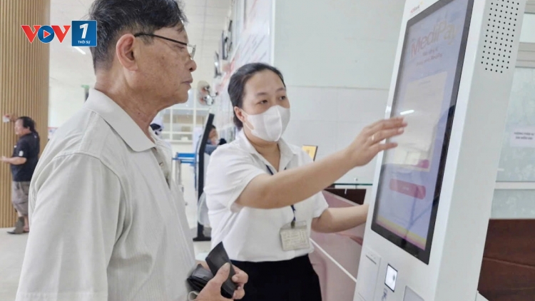 Tăng cường tiếp cận dịch vụ y tế chất lượng, chi phí phù hợp cho người dân