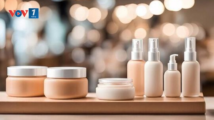 Kem trắng da, ngừa mụn bị thu hồi do chứa chất cấm