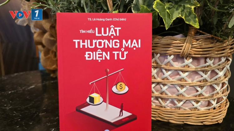 Nhà xuất bản Công Thương ra mắt cuốn sách “Tìm hiểu Luật Thương mại điện tử”