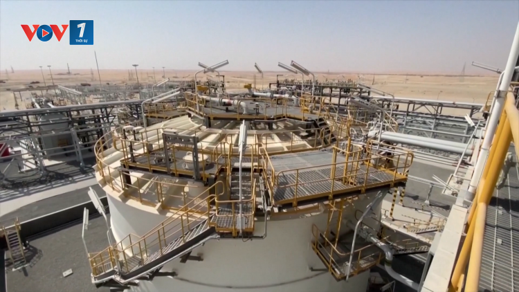 OPEC+ tiếp tục tạm dừng việc tăng sản lượng dầu