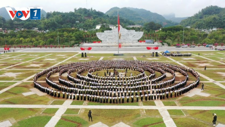 Xây dựng văn hoá trở thành nền tảng cho sự phát triển là chủ trương đúng đắn
