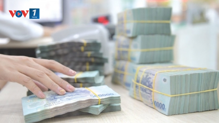 Tiếp tục cuộc đua tăng lãi suất, một số Ngân hàng điều chỉnh lãi suất huy động lên tới 7,5%/năm
