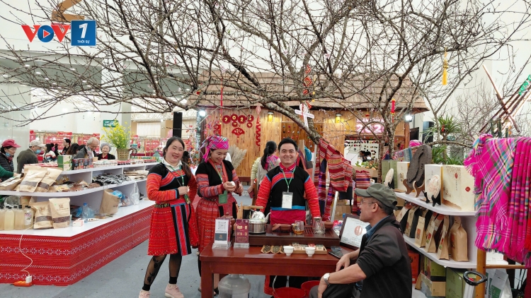 Doanh nghiệp nâng cao hình ảnh văn hóa tại hội chợ mùa Xuân