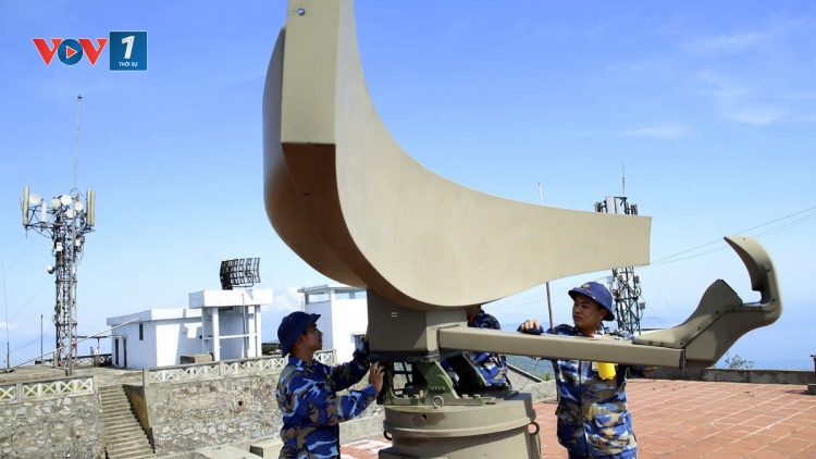 Canh giữ cho mùa xuân đất nước 