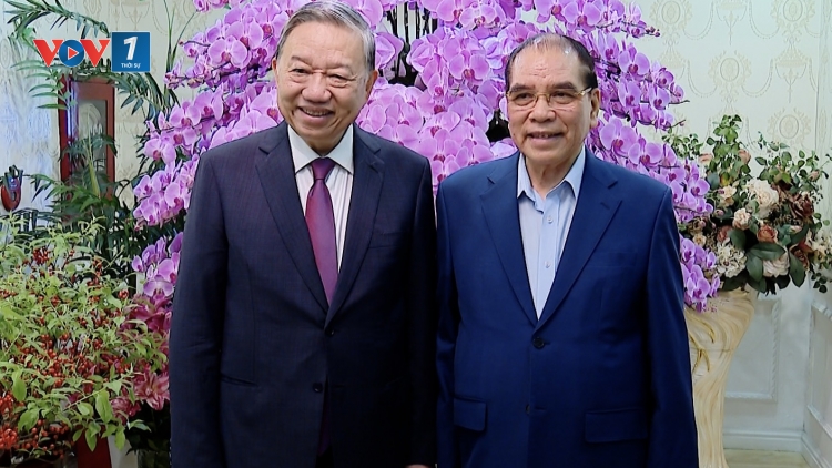 Tổng Bí thư Tô Lâm thăm, chúc Tết nguyên Tổng Bí thư Nông Đức Mạnh