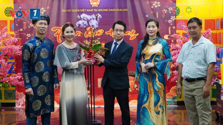 Tết Cộng đồng và Khai trương Không gian văn hóa Việt tại Brunei Darrusalam