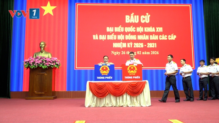 Vùng 2 Hải quân tổ chức bầu cử sớm tại bến và trên biển