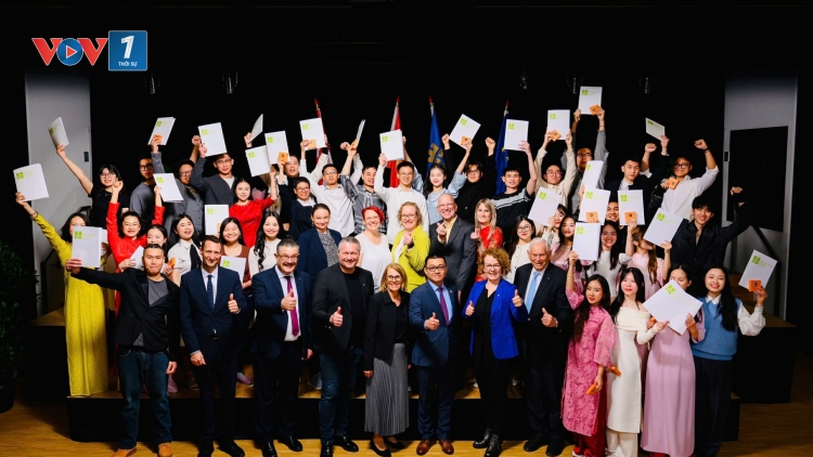 30 học viên đầu tiên tốt nghiệp khóa điều dưỡng Việt Nam chất lượng cao tại Áo