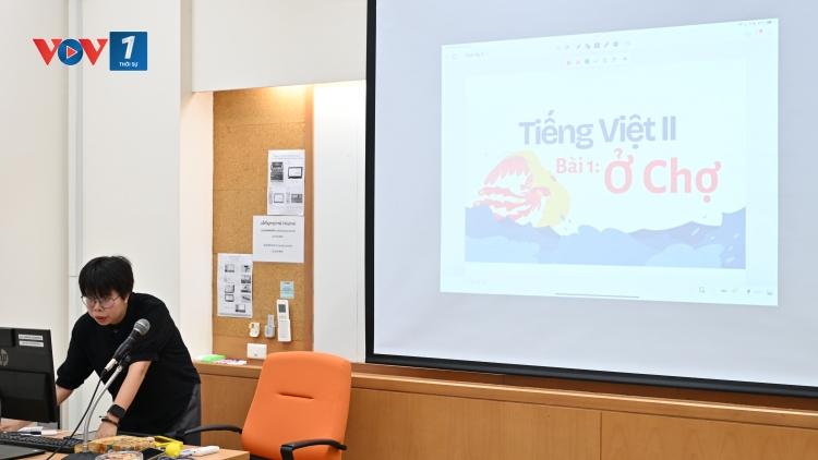 Khi tiếng Việt cất lên từ trái tim người con xứ chùa Vàng