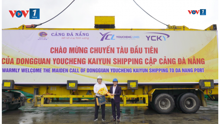 Cảng Đà Nẵng đón 3 tàu container đầu tiên năm mới Bính Ngọ 2026