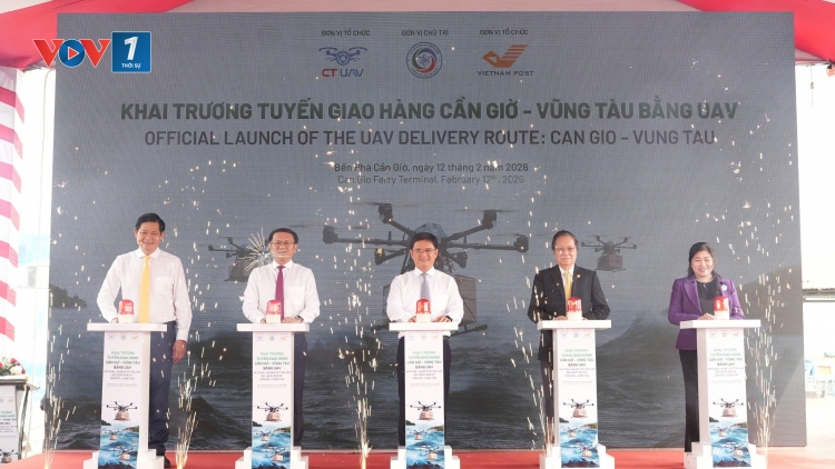 Khai trương tuyến vận chuyển bưu chính bằng thiết bị bay không người lái kết nối Cần Giờ - Vũng Tàu