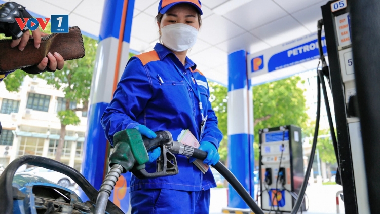 Yêu cầu bảo đảm nguồn cung xăng dầu trước và sau Tết Nguyên đán Bính Ngọ 2026