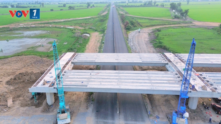 Bài 3: Đột phá hạ tầng giao thông, diện mạo mới cho Miền Tây phát triển