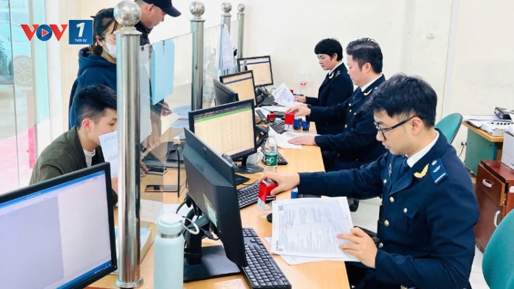 Cục Hải quan chỉ đạo áp dụng thuế 0 đồng và thống nhất mã khai báo đối với xăng dầu nhập khẩu