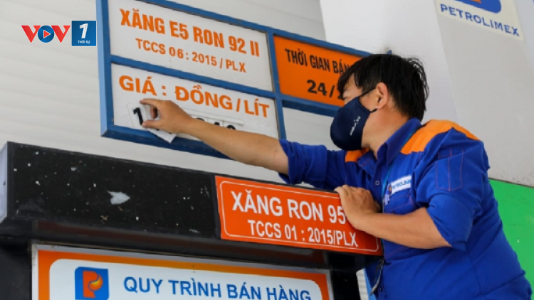 Giá xăng dầu tăng thiết lập mặt bằng giá mới trên thị trường tiêu dùng