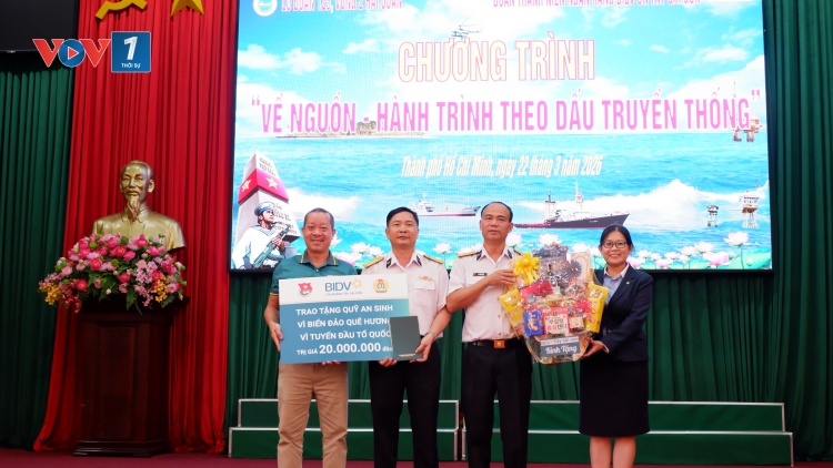 Tuổi trẻ Lữ đoàn 125 và BIDV Tây Sài Gòn về nguồn theo dấu truyền thống