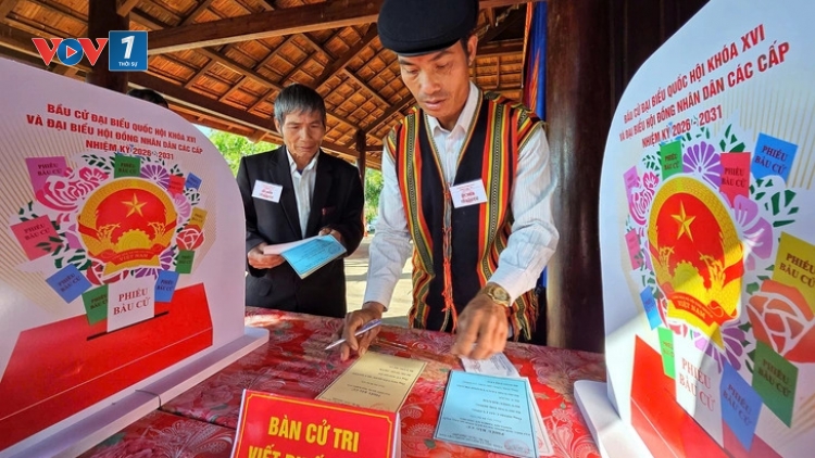 Nhìn lại những dấu ấn của một kỳ bầu cử
