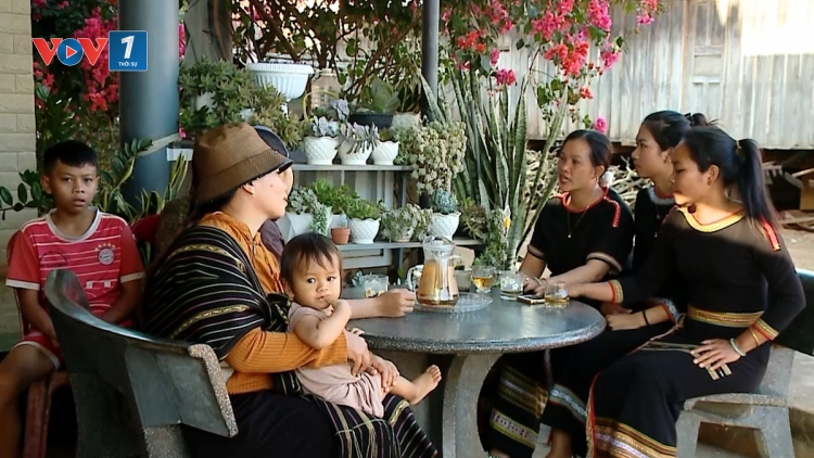 Đưa thông tin bầu cử đến vùng dân tộc thiểu số, tôn giáo ở Đắk Lắk