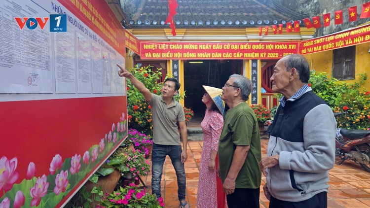  Cử tri người Hoa và đồng bào có đạo hướng về ngày bầu cử