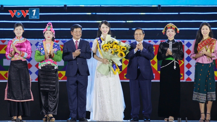 Thời sự 21h30 8/3/2026: Thủ tướng Phạm Minh Chính dự khai mạc Lễ hội Hoa Ban năm 2026