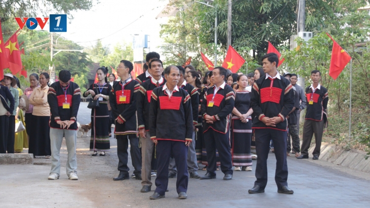 Đồng bào Tây Nguyên rộn ràng với ngày hội non sông