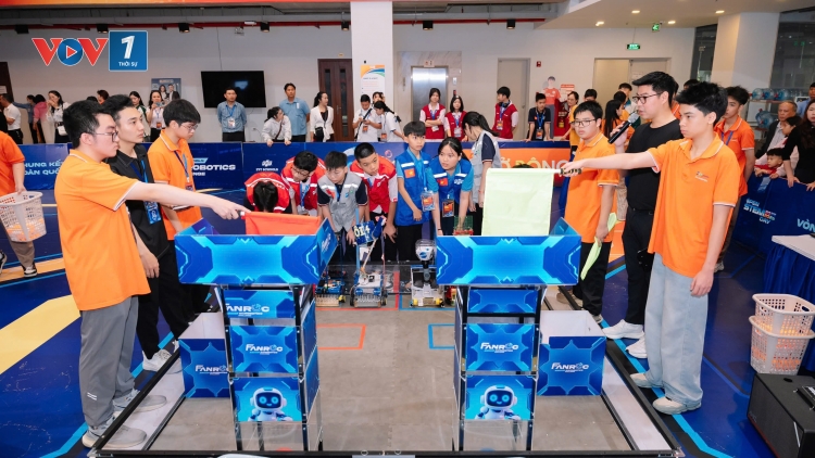 Gần 4.000 học sinh và thầy cô tham gia Ngày hội Công nghệ FSchools Open STEM Day 2026