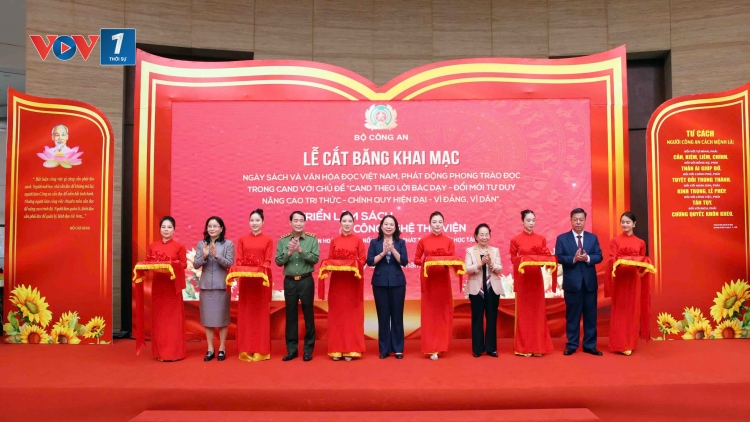 Phó Chủ tịch nước Võ Thị Ánh Xuân dự khai mạc Ngày sách và văn hóa đọc trong CAND