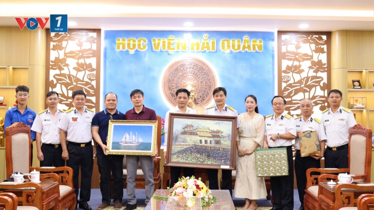 Lan tỏa tình yêu biển, đảo qua chuyến tham quan thực tế tại Học viện Hải quân