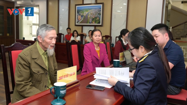 Chính quyền địa phương 2 cấp: Đo hiệu quả bằng sự hài lòng của người dân