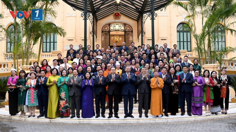 Tổng Bí thư, Chủ tịch nước Tô Lâm gặp mặt các ĐBQH người dân tộc thiểu số  