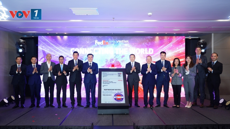 Tăng cường kết nối logistics Việt Nam với chuỗi cung ứng toàn cầu