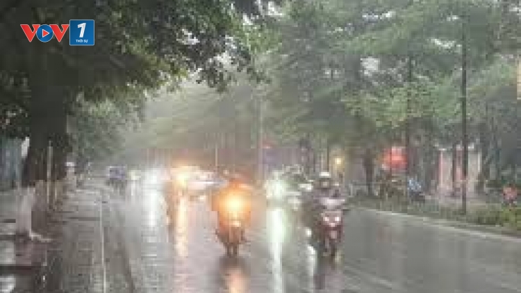 Thời tiết ngày 24/4/2026 : Miền Bắc mưa dông, trời mát, miền Nam có nơi nắng nóng