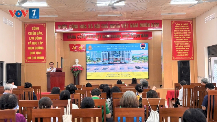 Khánh Hòa: Lan tỏa tình yêu biển, đảo cho hơn 150 cán bộ, nhân dân phường Nha Trang