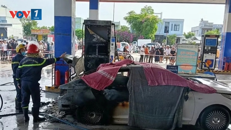 Cháy nổ ô tô gia tăng: Lỗ hổng kỹ năng ứng phó của người dân?