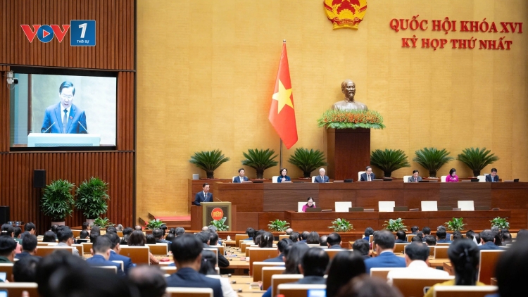 Gắn tăng trưởng với hạnh phúc của nhân dân