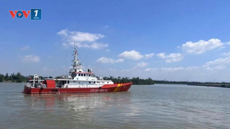 Cứu thành công 11 ngư dân gặp nạn trên vùng biển Hải Phòng