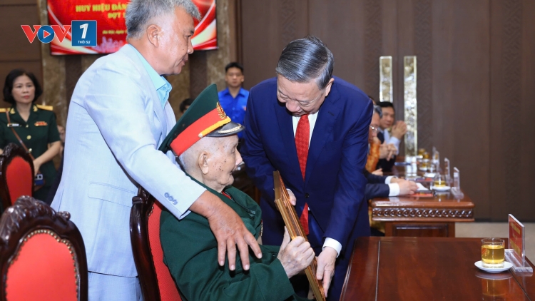 Tổng Bí thư, Chủ tịch nước Tô Lâm: Hà Nội phải đi đầu trong xây dựng Đảng và hệ thống chính trị 