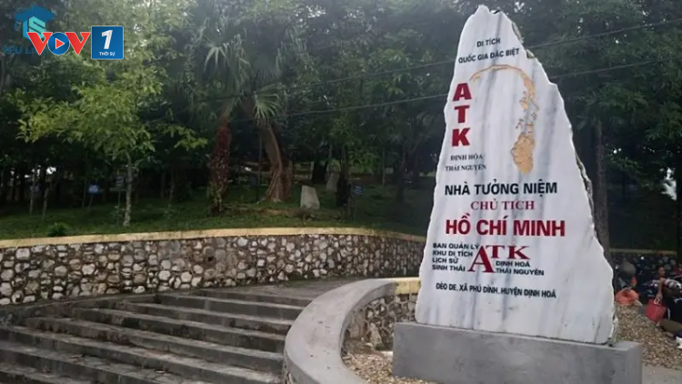 Sâu nặng nghĩa tình Việt Bắc với Bác Hồ