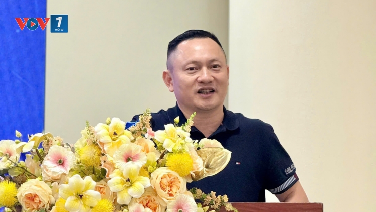 PC Thanh Hoá: Tuyên truyền, vận động khách hàng tiết kiệm điện và lắp đặt ĐMTMN đến từng hộ tiêu thụ