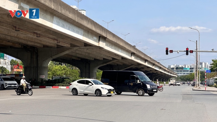 Thời tiết ngày 15/5: Nắng nóng bao trùm miền Bắc có nơi trên 37 độ C