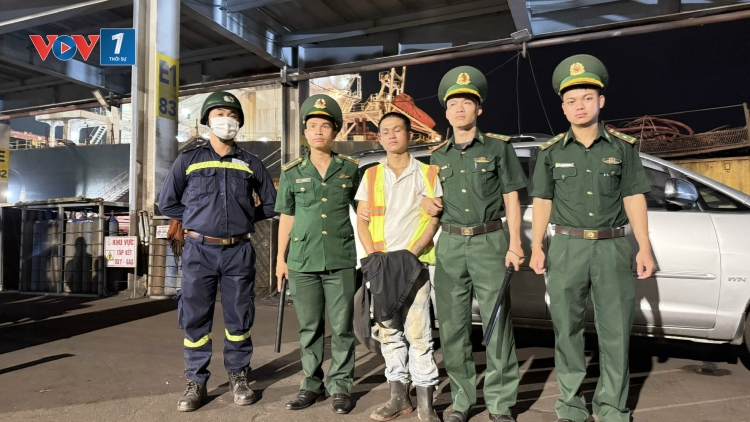 Bắt giữ đối tượng tàng trữ trái phép chất ma túy