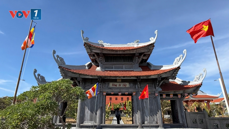 Những ngôi chùa bình yên giữa biển, đảo Trường Sa