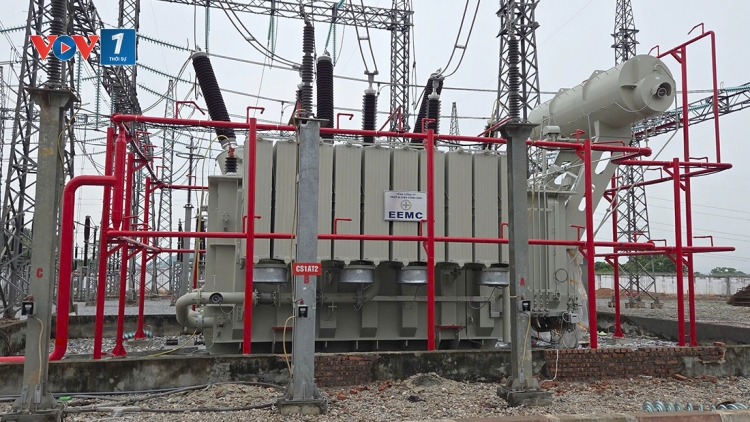 Trạm biến áp 220kV Tuyên Quang được nâng công suất lên 500MVA giúp tăng cường đảm bảo điện miền Bắc
