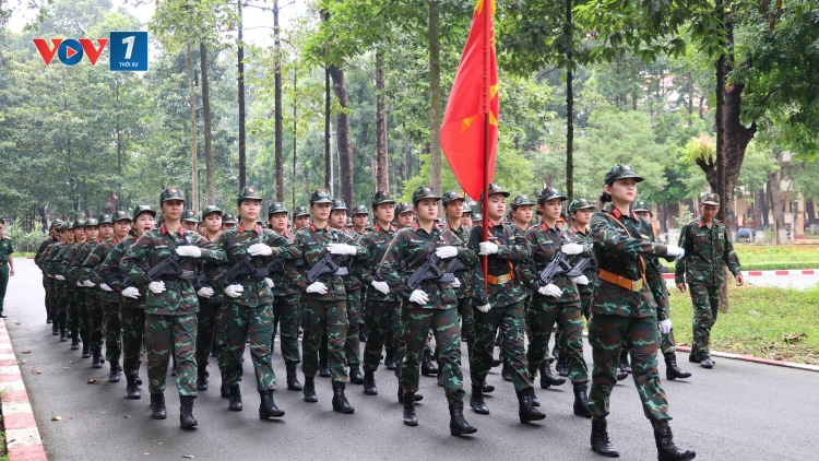 Những bước chân đều tăm tắp chờ ngày diễu binh tại “Tổ quốc trong tim”