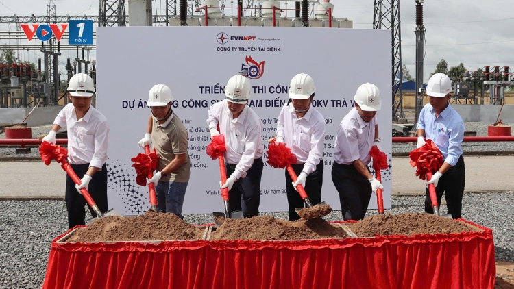 Hai công trình nâng năng lực truyền tải điện tại tỉnh Vĩnh Long được đồng loạt triển khai.