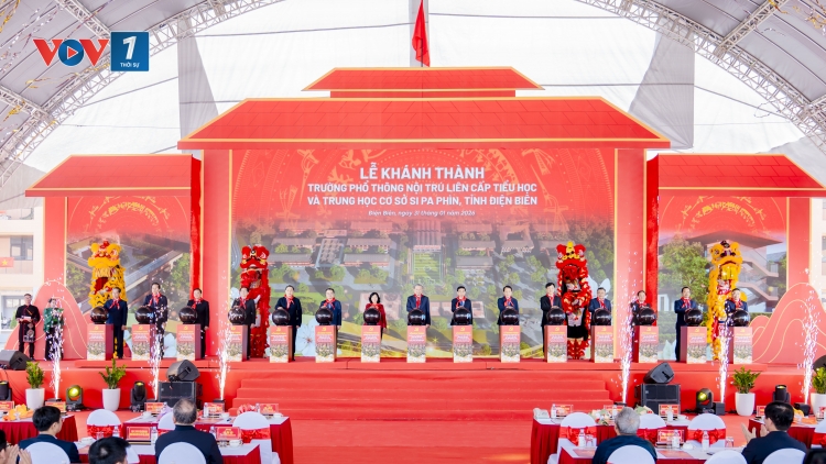 Thắp sáng niềm tin giữa núi rừng Si Pa Phìn