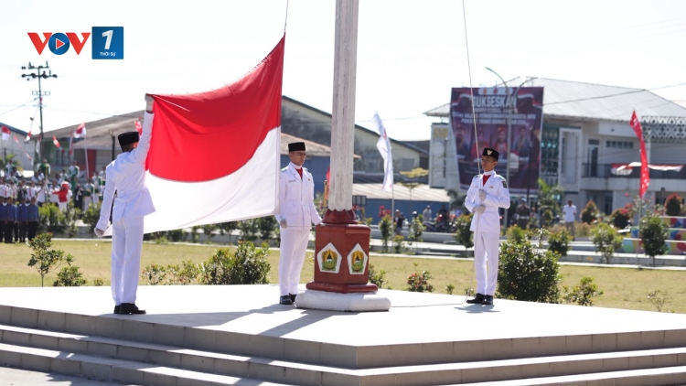 Quốc khánh Indonesia: Xúc động 1 phút cầu nguyện cho người dân vùng thiên tai
