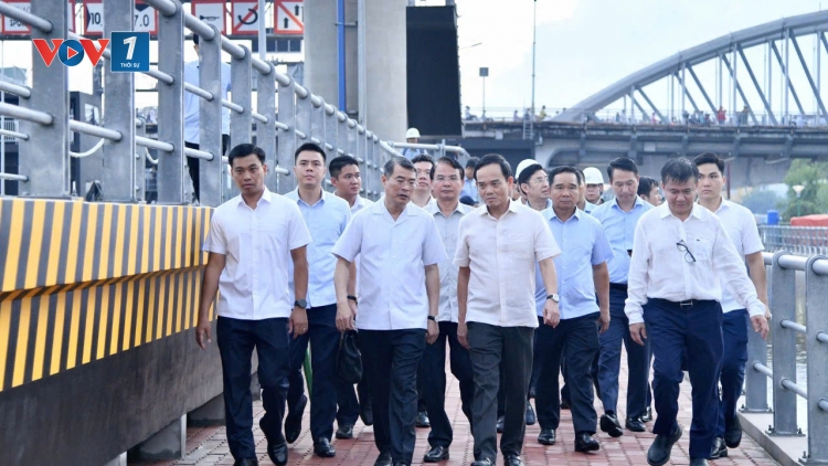 Thủ tướng kiểm tra các dự án hạ tầng thoát nước và chống ngập trọng điểm tại TP.HCM