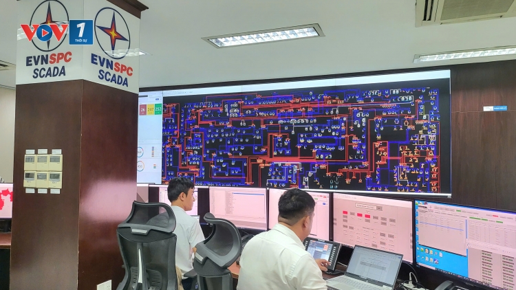Bảo đảm điện cho tăng trưởng kinh tế “2 con số” khu vực miền Nam