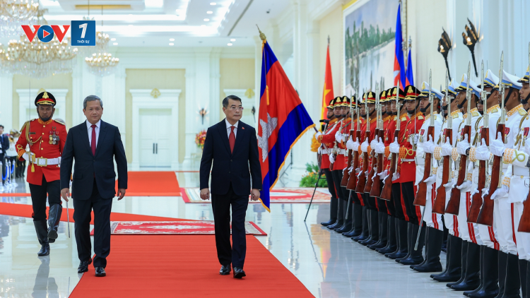 Lễ đón Thủ tướng Lê Minh Hưng thăm chính thức Vương quốc Campuchia 